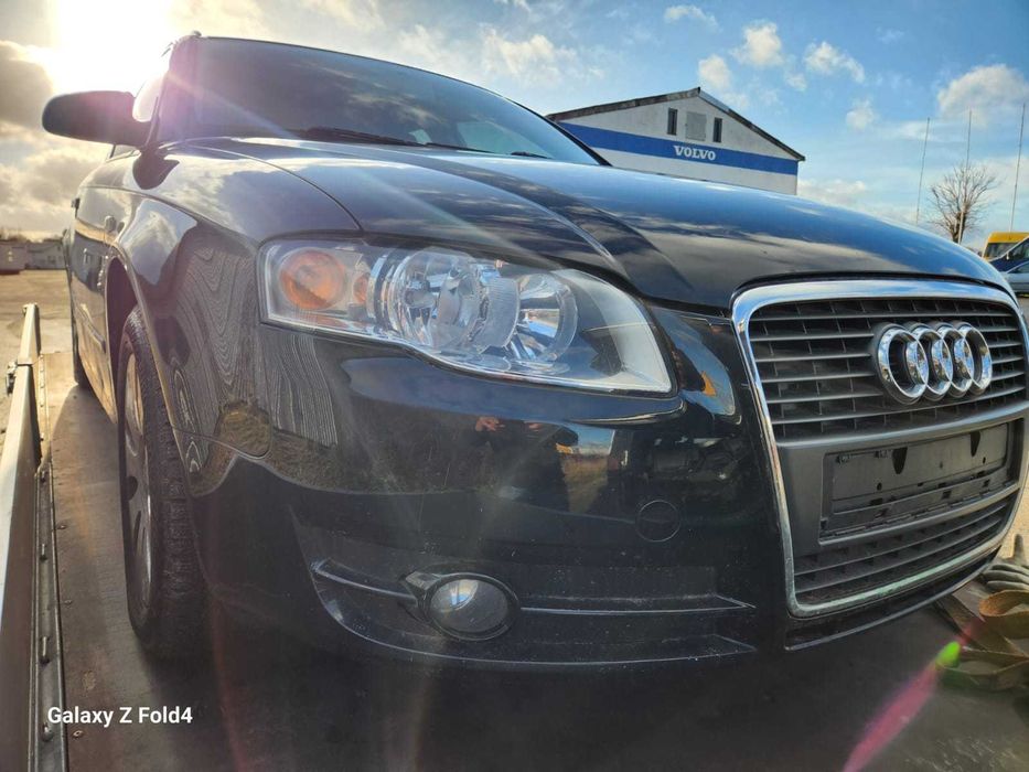 Audi A4 B6/B7 reflektory