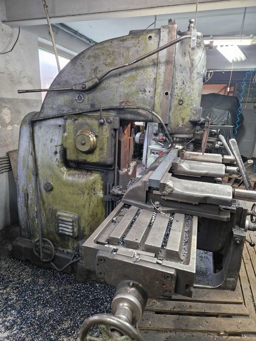 frezarka  pionowa Ponar FYA-41