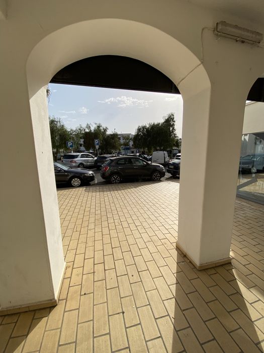 Alugo Loja em Albufeira totalmente renovada