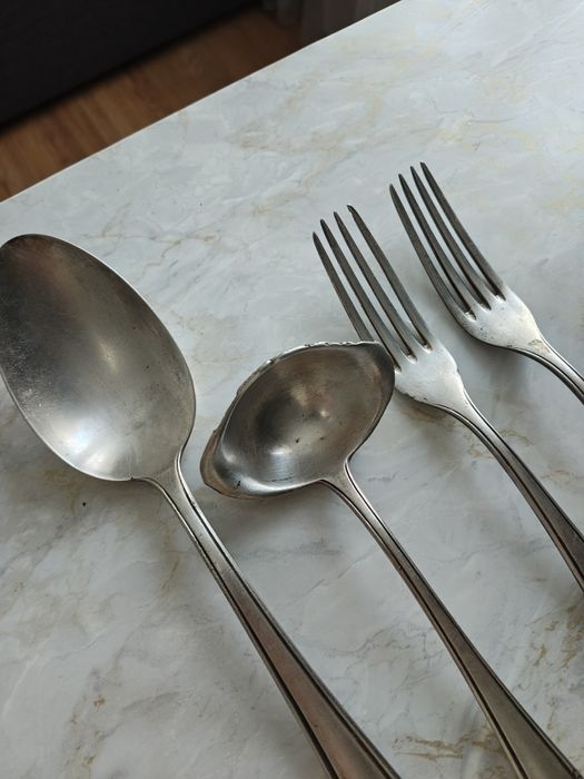 Posrebrzane sztućce do serwowania - łyżka półmiskówa, chochelka