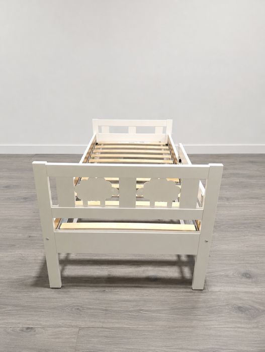Cama de criança ikea