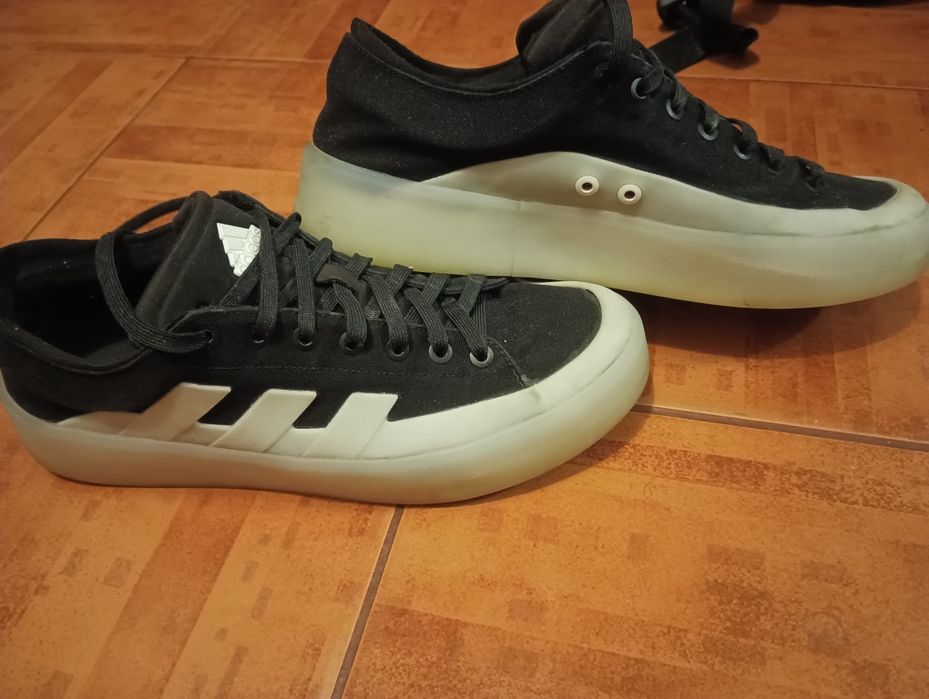 Кросівки Adidas оригінал