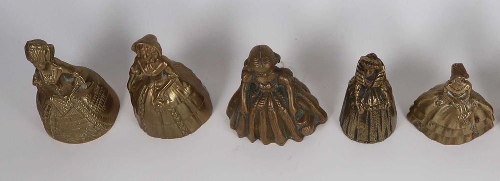 Sinetas de mesa em latão, CADA