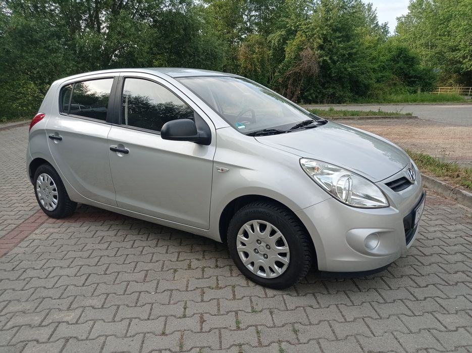 Hyundai i20 1.2 B 2010 Rok