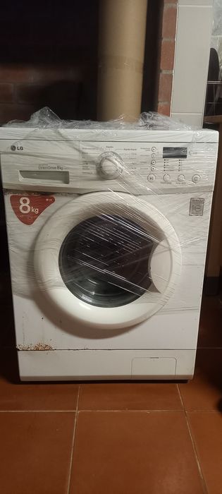 Máquina loiça  + máquina roupa + máquina secar roupa