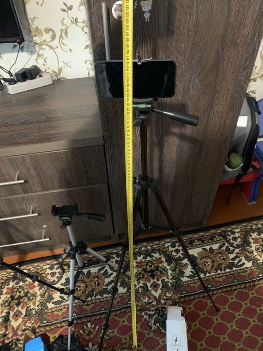 Трипод, тринога, штатив для телефона, камери. Пюпітр,підставка для нот