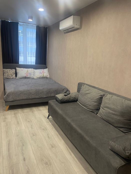 Здам квартиру подобово Симоненка 107 А