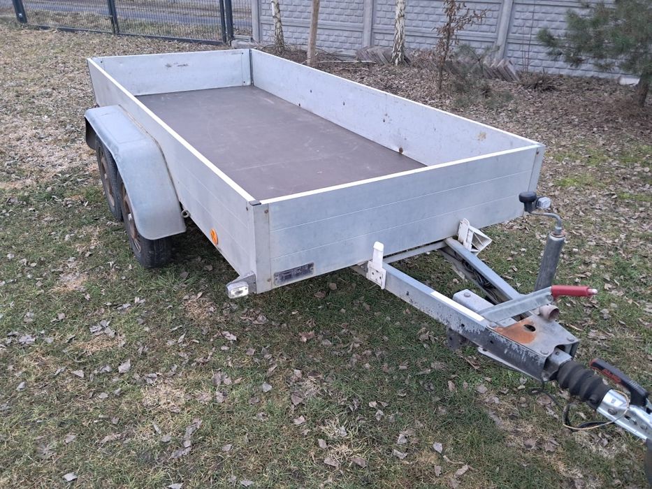 Przyczepa samochodowa THULE dmc 2000 kg