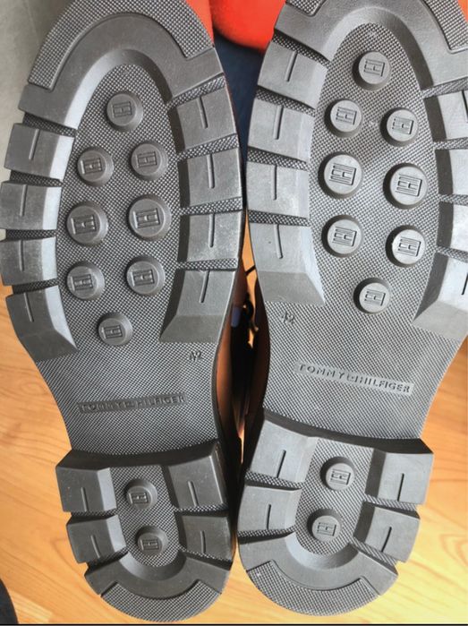 Botas castanhas da Tommy Hilfiger 42 como Novas