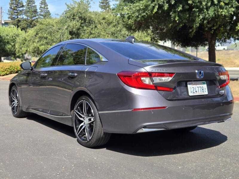 2022 Honda Accord Hybrid Touring