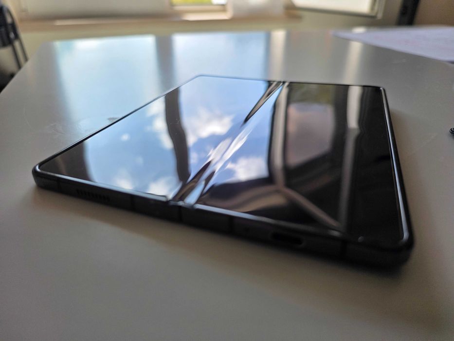 Samsung Galaxy Z Fold5 256GB Preto Como Novo + Capas + Fatura