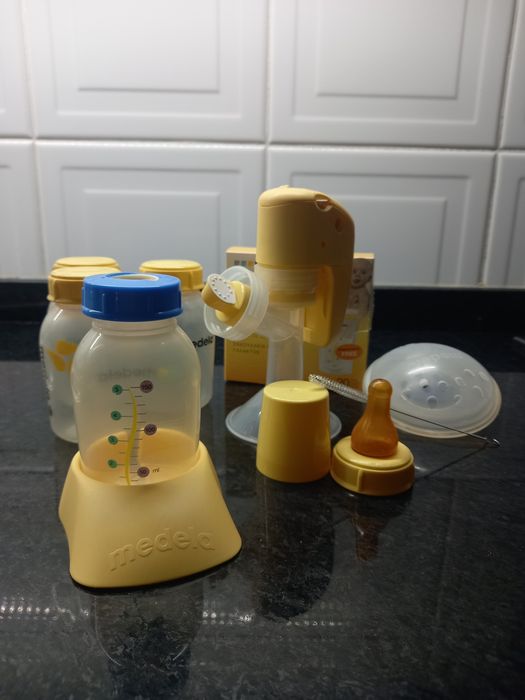 Bomba de extração de leite materno de marca Medela