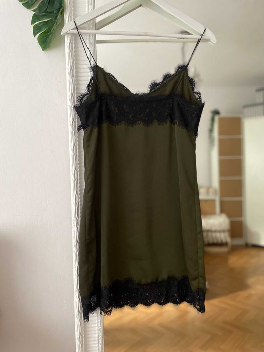 Stradivarius sukienka khaki czarna koronka bieliźniana mini S 36 M 38