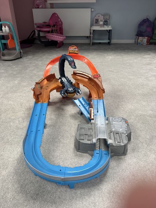 Hot wheels skorpion