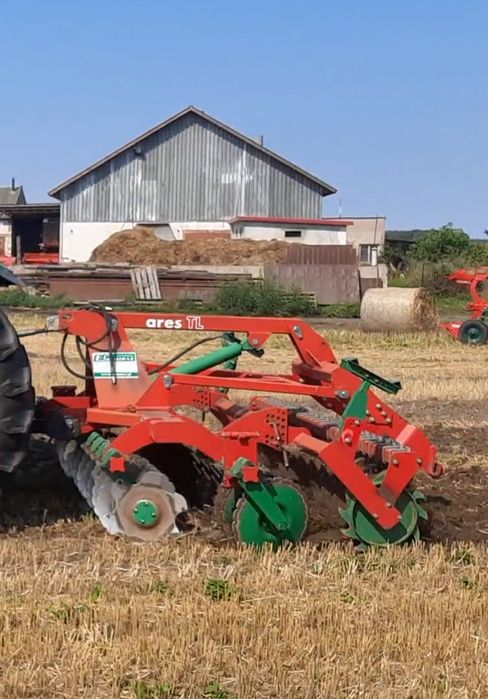 Zestaw uprawowo-siewny Unia Ares Kongskilde Demeter