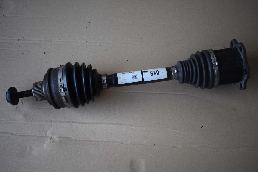 półoś lewa przód przednia AUDI A4 B9 3.0 TDI 17r.8W0.407271E