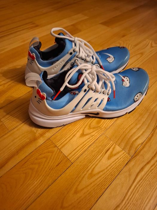 Buty sportowe Nike Hello Kitty 41 (wkł.26cm) praktycznie nie używane!!