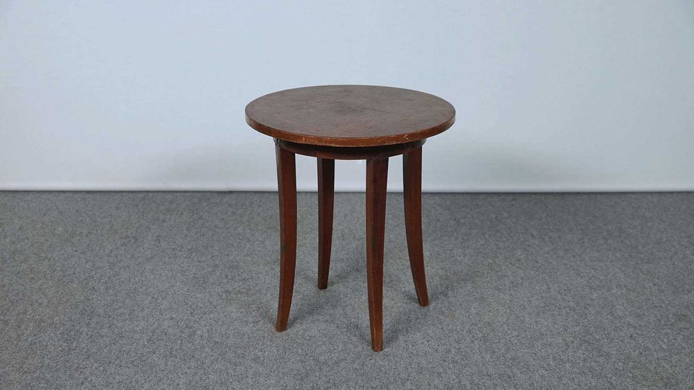 Mesa de apoio ou mesa de pé de galo (estilo clássico/vintage)