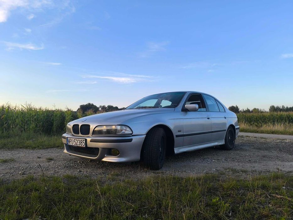 BMW e39 535i sedan V8 LPG
