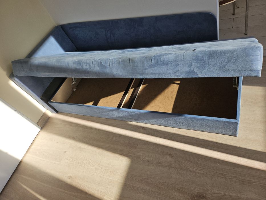 Tapczan młodzieżowy