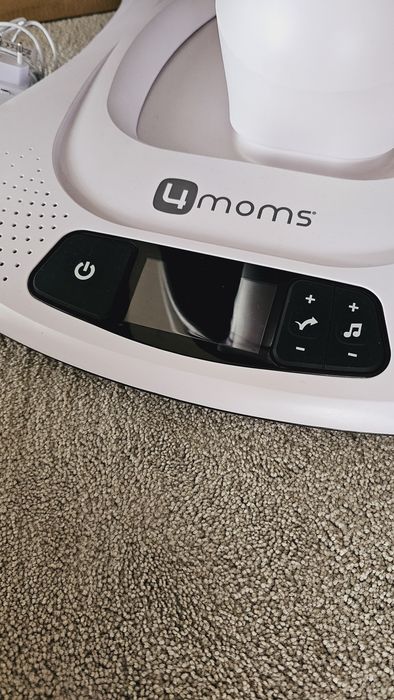 4 moms mamaRoo 4