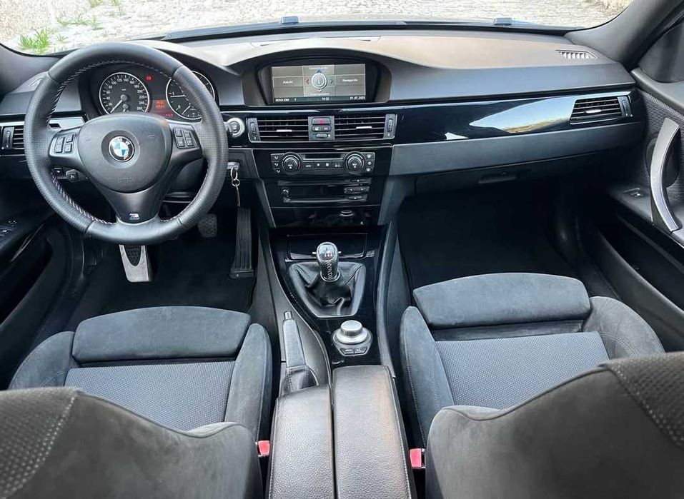 e90 em exelente estado