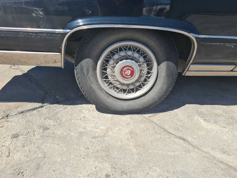 Kołpaki dekle felg R 15 Cadillac Brougham 1992r