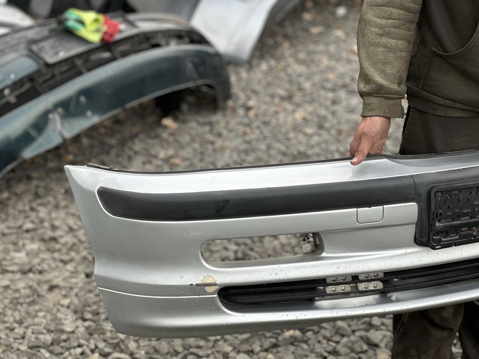 Передній Бампер БМВ Е46 Дорестайлінг Titan Silber 354 BMW E46 Сірий Бампер