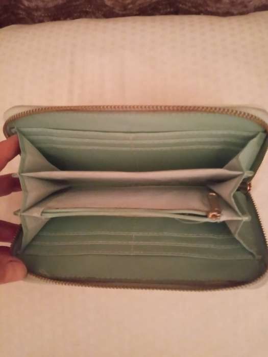 Продам гаманець(кошельки)2 шт.