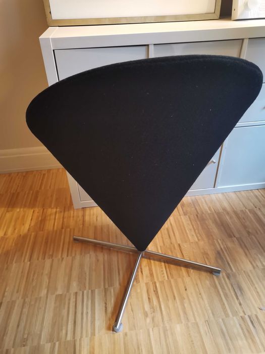 Krzesło Vitra Cone /Nowy 11 000zł