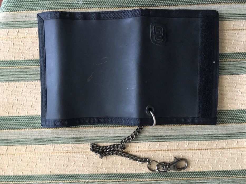 Carteira homem em bom estado