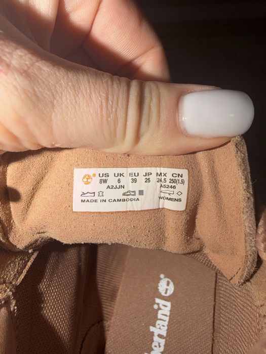 Продам жіночі ботинки Timberland