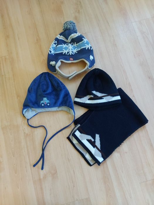 Zestaw czapek r. 46-48