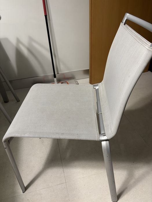 Conjunto de mesa e cadeiras cozinha