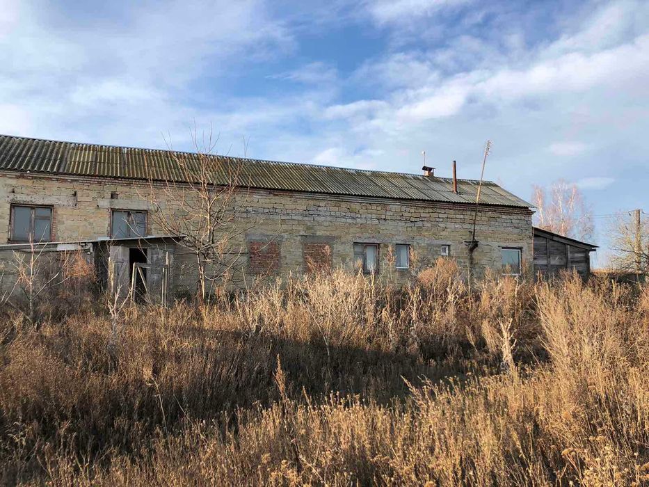 Продам комерційне приміщення (8387)