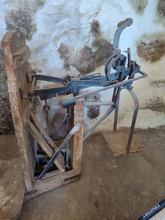 Balança muito antiga