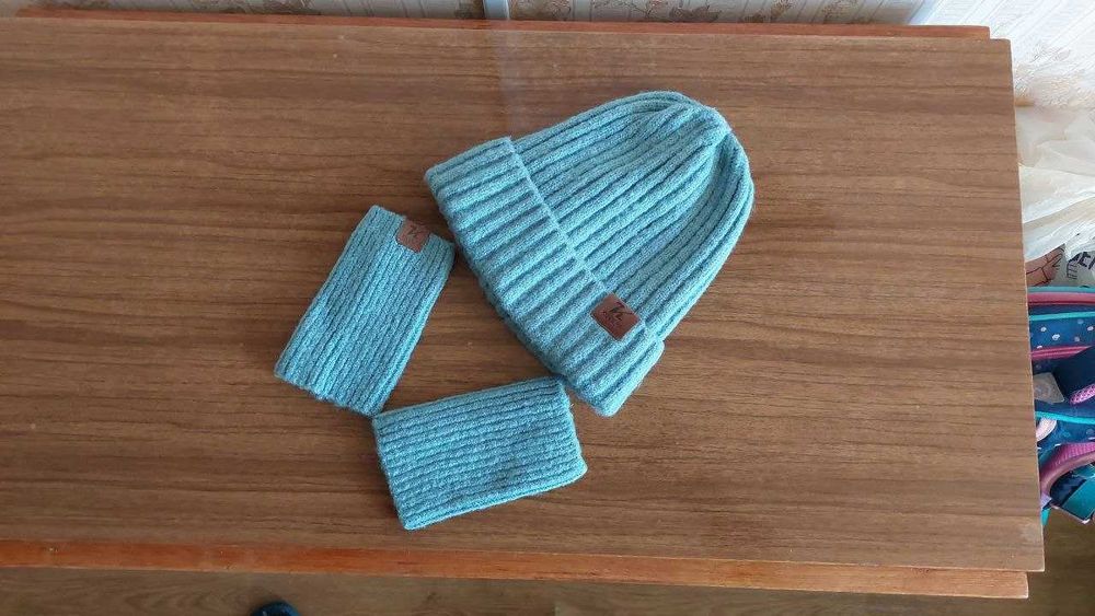 Набір «Шапка+мітенки -осінь, зима на дівчинку, р-р 54-57