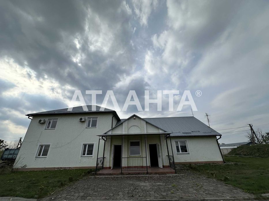 Оренда приміщення для готелю, магазину, складу,офісів,виробництва.