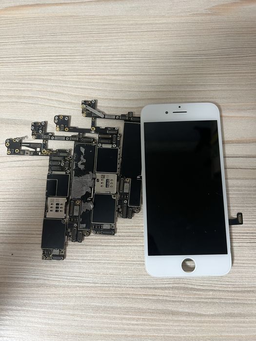 Різні запчастини iphone 11pro/7/6/4/6s