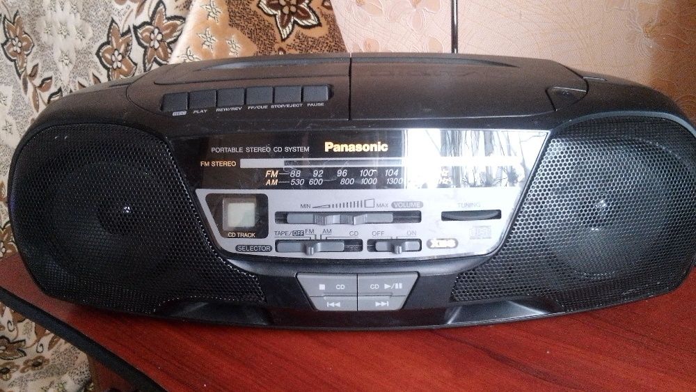 Магнитофон Panasonik RX-DS11