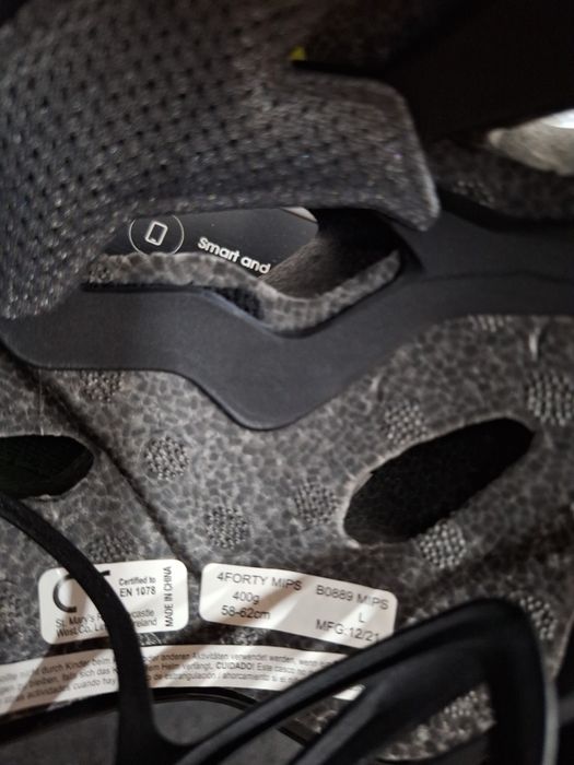 Kask rowerowy BELL 4FORTY unisex L 58-62cm MIPS