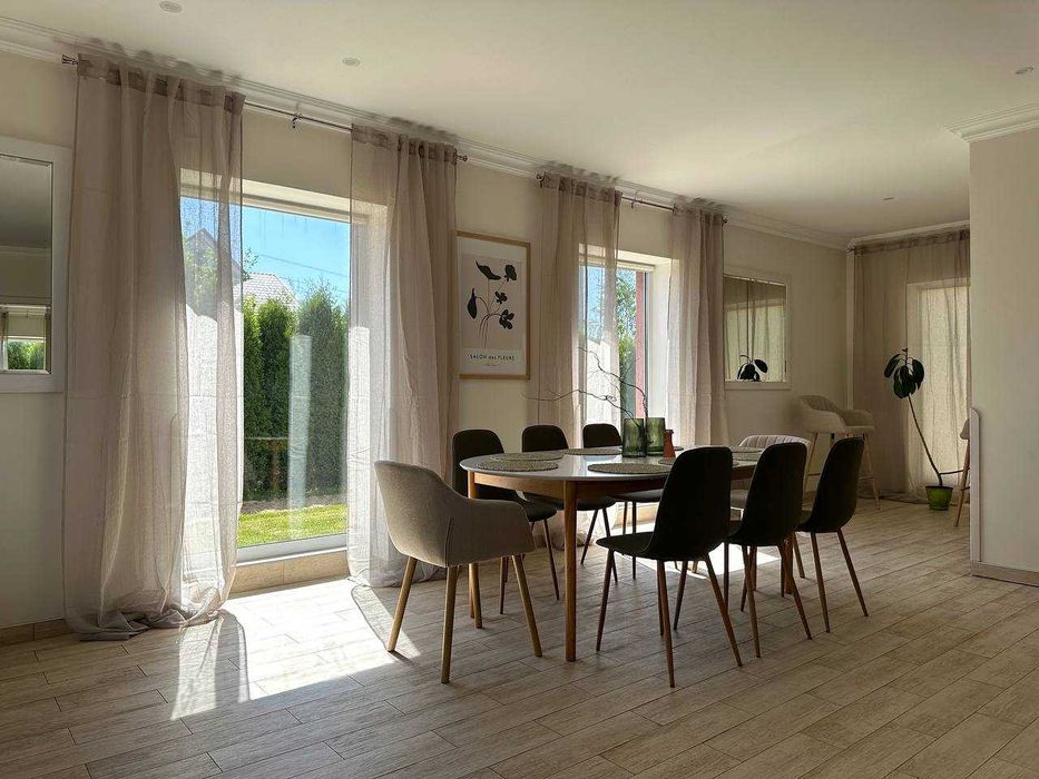 Подобова оренда будинку під Києвом з чаном