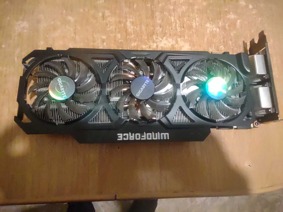 Видеокарта GTX 980