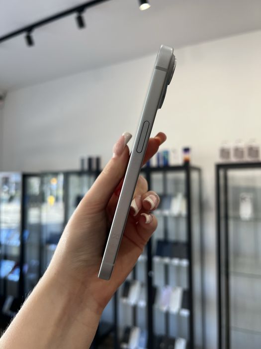 Telefon iPhone 15 128GB Biały Apple Gwarancja iTrade