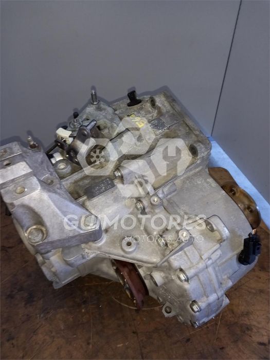 Motor e caixa de velocidades