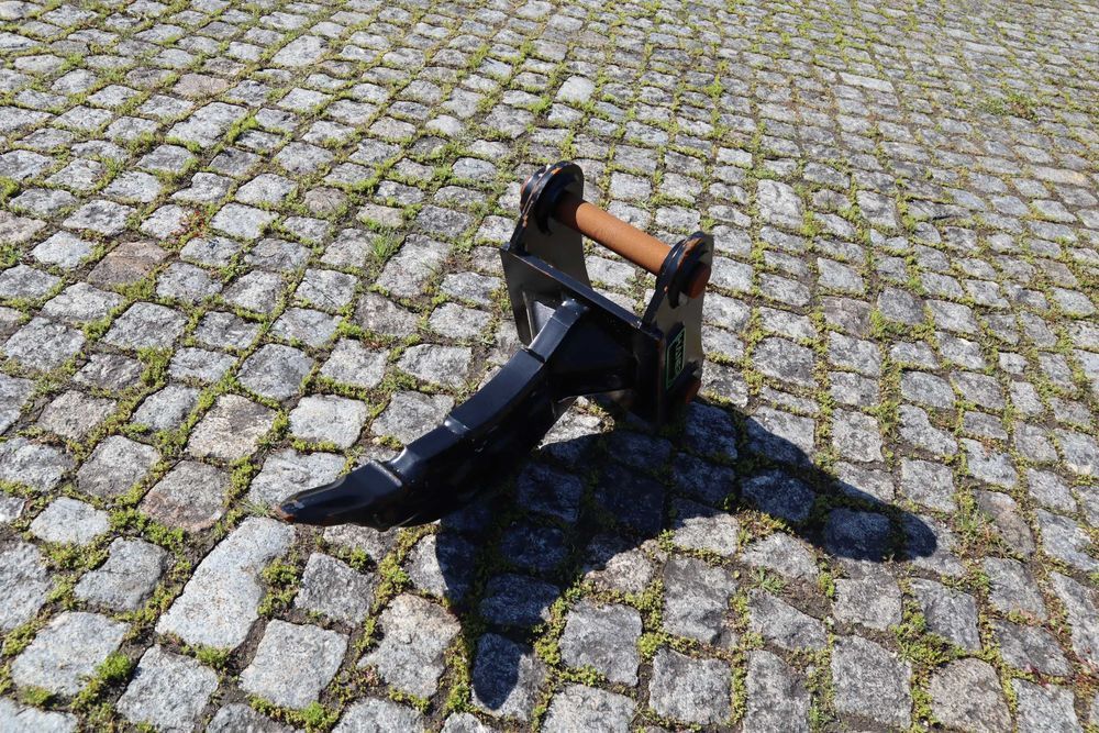 Ripper Escavadora Giratória Ø 45 / 4-10 t Haner