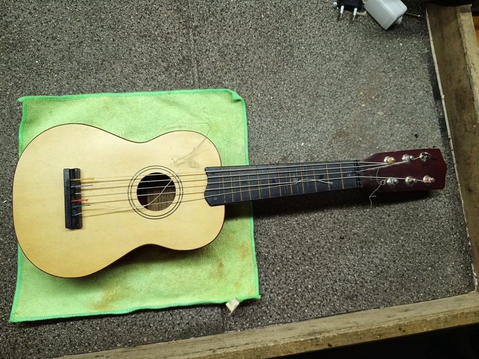 Guitarra criança mais 3 anos