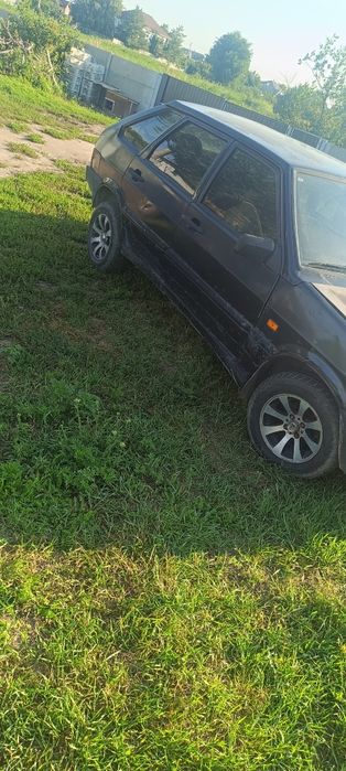 Продаю свою 2109