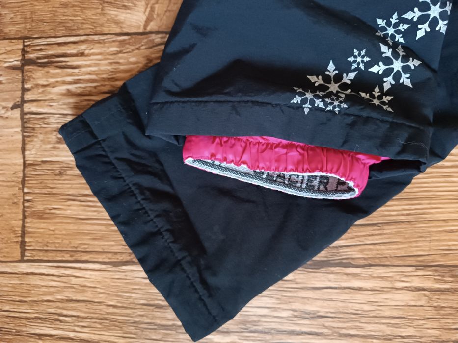 Spodnie na śnieg na szelkach r. 128