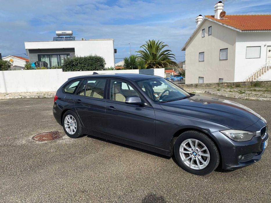 BMW 318d Touring Automática | NACIONAL | 1 Dono | Full Pele